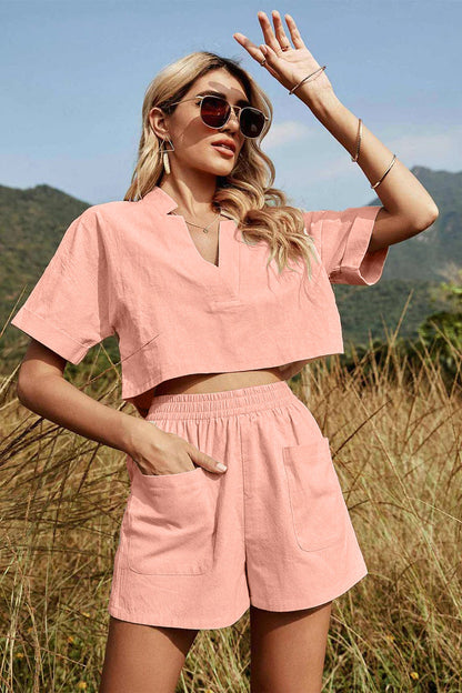 Elchic Relaxed Chic Crop Top and Comfort Elastic Shorts Set